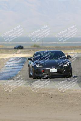 media/Sep-15-2024-Speed Ventures (Sun) [[7a54f7ed2f]]/Black Group/Session 1 (Outside Grapevine)/
